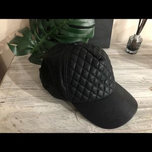 Guess black faux leather hat